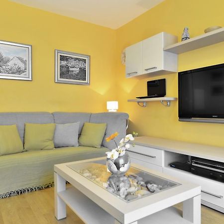 Cozy Beach Apartment Split Bagian luar foto
