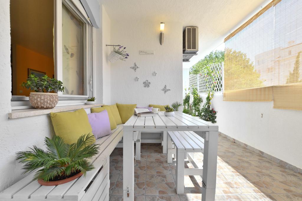 Cozy Beach Apartment Split Bagian luar foto
