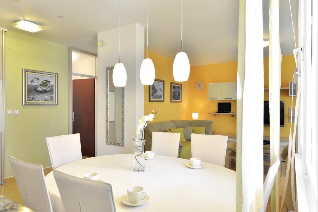 Cozy Beach Apartment Split Bagian luar foto